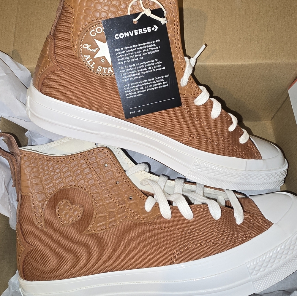 Converse All Star Tawny/White Size M7/W9